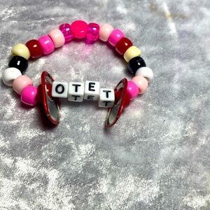 Messed up teto Kandi single:P